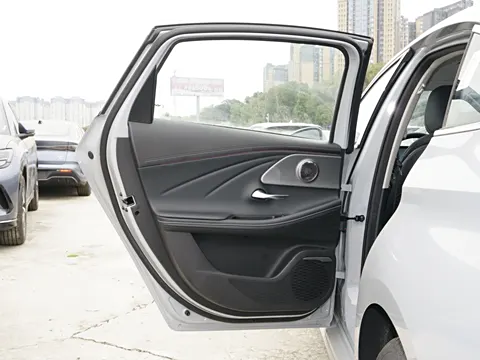 Used Chery Arrizo 8: A Stylish and Advanced Compact Sedan