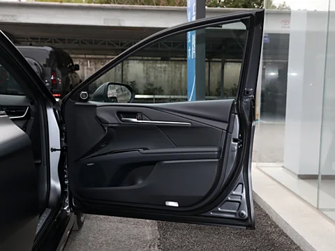 Toyota Camry for Export – Affordable, Reliable, and Fuel-Efficient Sedan