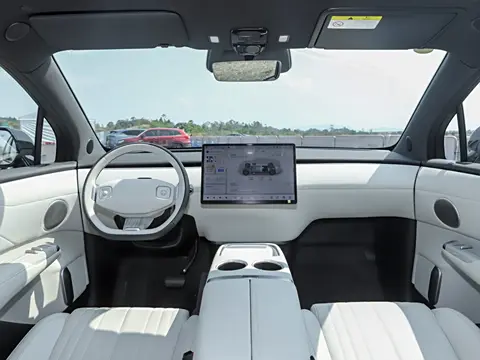 Changan QiYuan E07 – Innovative Electric Sedan for a Sustainable Future