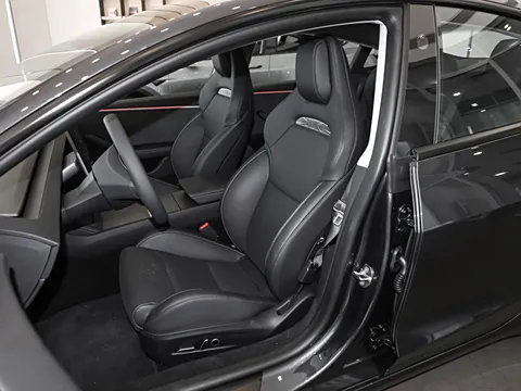 Tesla Model 3Tesla Model 3