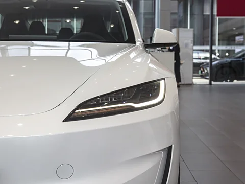 Tesla Model 3 Highland - Long Range EV Sedan | Autopilot | Global Export Available