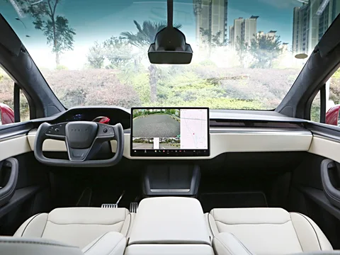 Tesla Model X Plaid