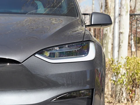 Tesla Model X Plaid