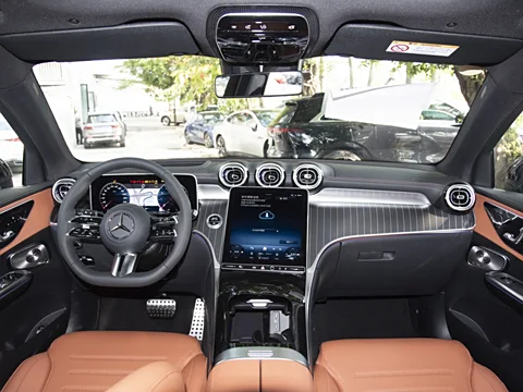2025 Mercedes-Benz GLC 300 4MATIC SUV – Redesigned Luxury Interior
