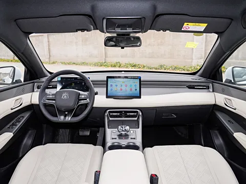BYD Qin Plus DM-i Glory Edition