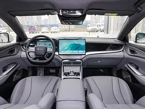 BYD SEAL 07 DM-i