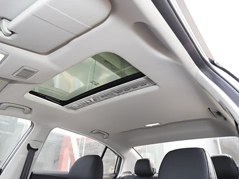  Used Roewe i5 by SAIC Motor