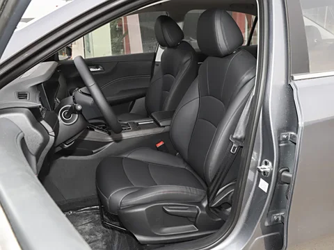  Used Roewe i5 by SAIC Motor