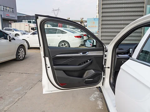  Geely Xingrui