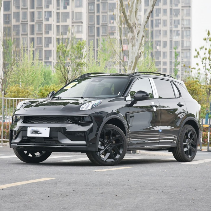 The Lynk & Co 01 stands out in the competitive compact SUV market by blending cutting-edge technology, advanced safety features, and smart connectivity into a stylish and practical package. With its s