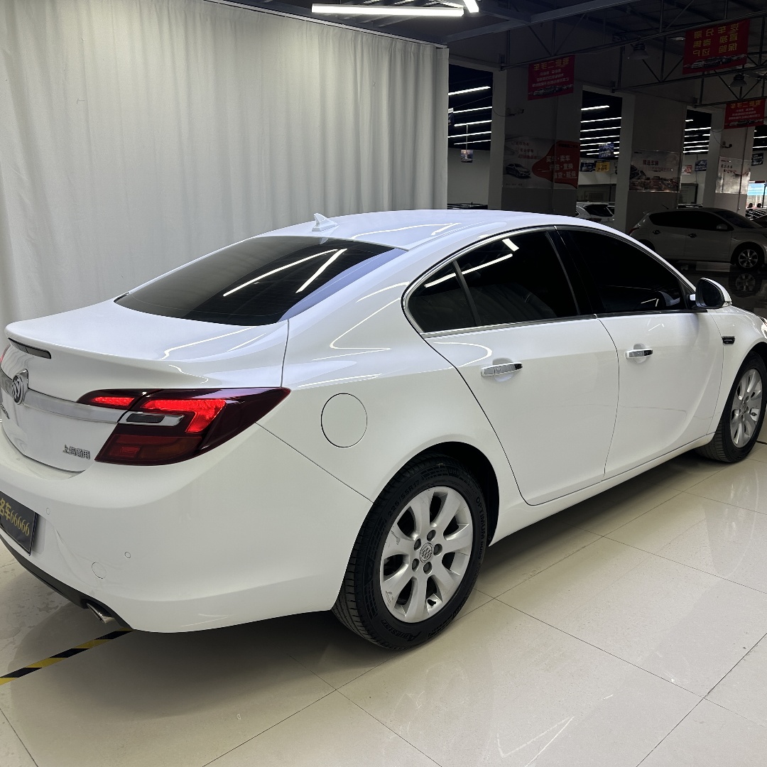 2015 Buick Regal: A Reliable and Stylish Midsize Sedan for Smart Buyers