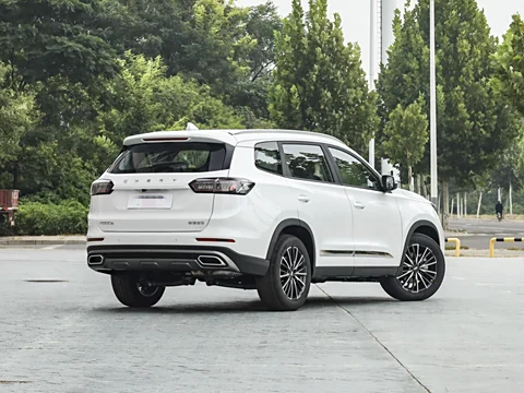  Chery Tiggo 8