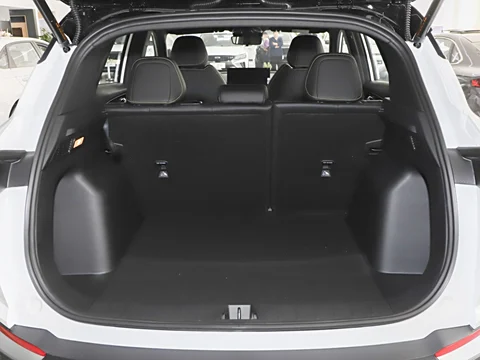 Geely Binyue