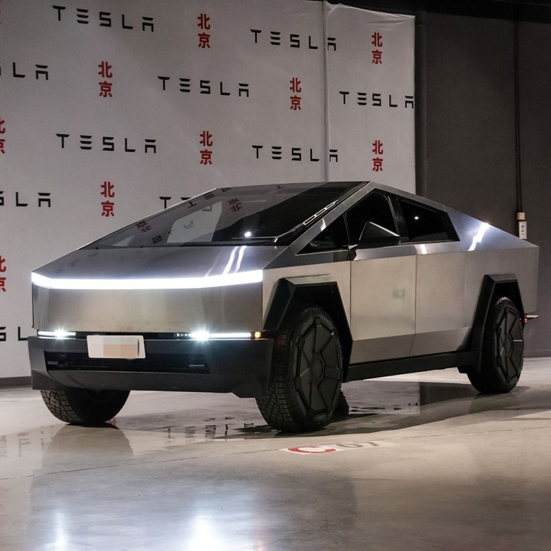Tesla Cybertruck 2024 &ndash; Electric Pickup Truck | AWD, 500+ Mile Range, Ultra-Hard Stainless Steel Exterior