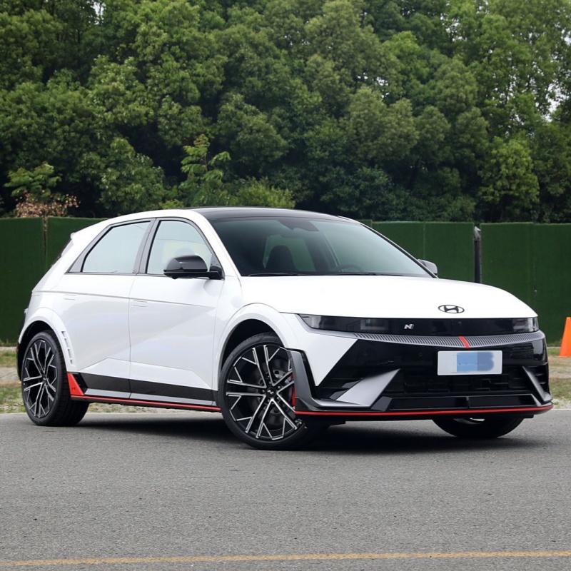 Hyundai IONIQ 5 EV for export - 800V ultra-fast charging (18 mins), 300+ mile range & award-winning design. Bulk pricing & global shipping available. Best electric SUV for sustainable mobility.