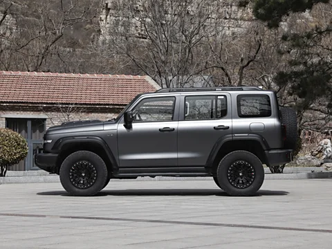 Tank 300 SUV