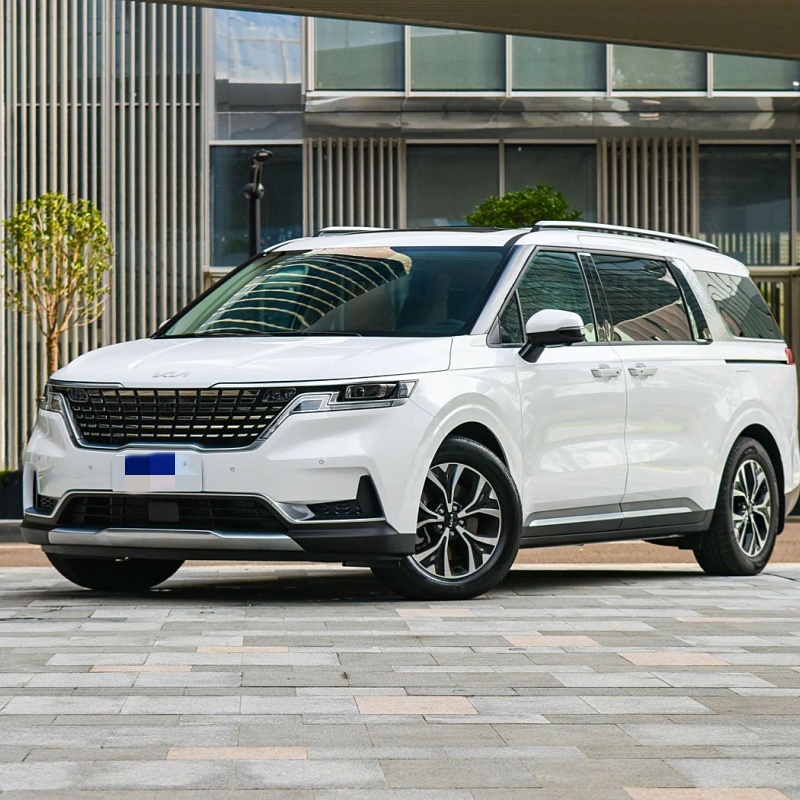 The Kia Carnival is one of the most searched family MPVs, praised for its premium design, advanced infotainment, and SUV-inspired bold look. Whether for personal or commercial use, the Carnival delive