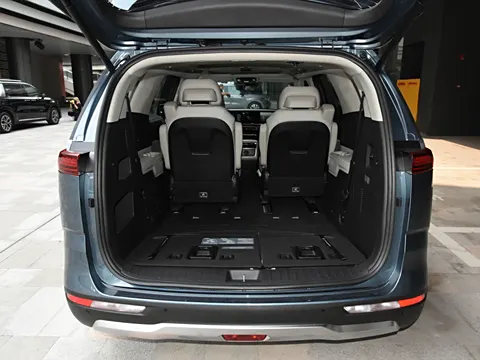 Kia Carnival export