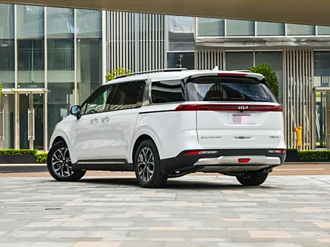Kia Carnival export